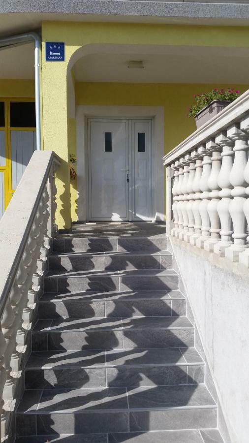 Apartment Mali Duje Puticanje ภายนอก รูปภาพ
